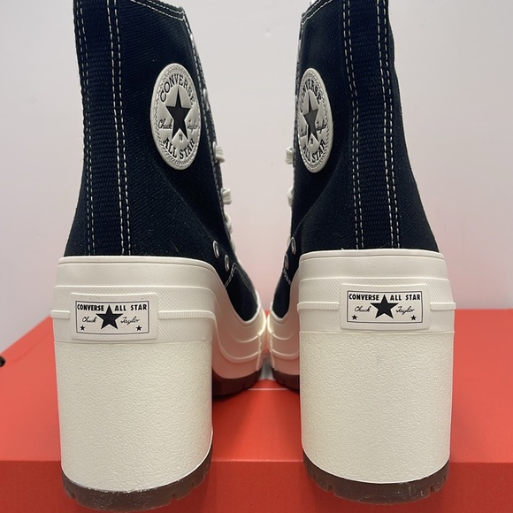 Converse WMNS CHUCK 70 DE LUXE HEEL HI BLACK/EGRET/EGRET A05347C Platform Snkrs - Picture 13 of 16